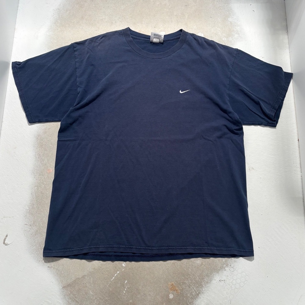 Vintage Nike Swoosh Embroidered T-Shirt Navy Blue Red Tag Mens Large